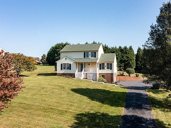 4th image of 1430 Meadow Down Dr