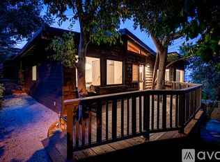 1617 Landa St, Los Angeles, CA 90026