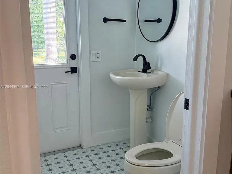 20501 SW 50th Pl — Photo 11