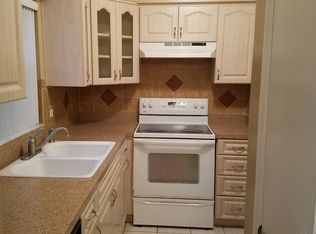 1195 Rue Des Chateaux Unit 2B, South Pasadena, FL 33707
