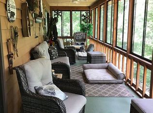 320 Bursey Rd, Hiawassee, GA 30546