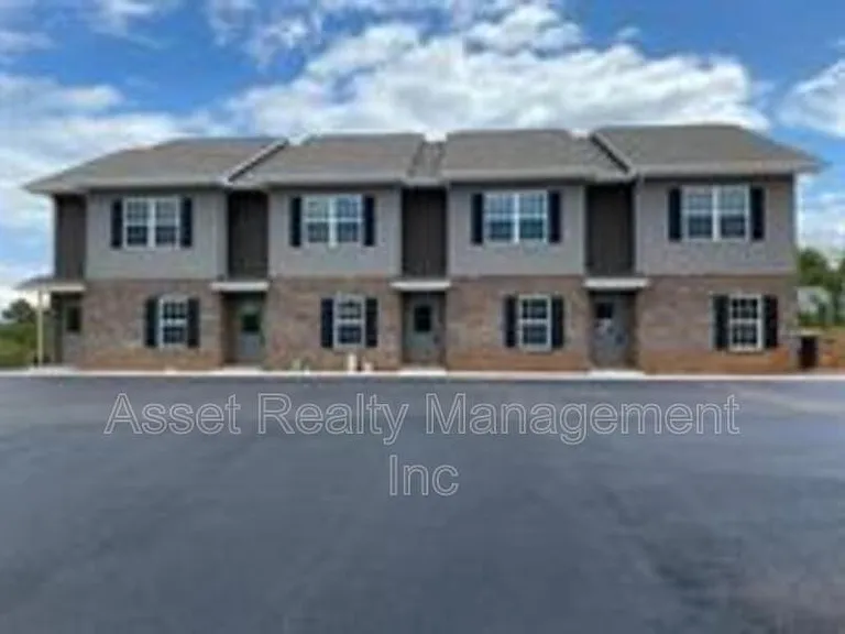 933 Warrior Hill Dr #1 — Photo 1