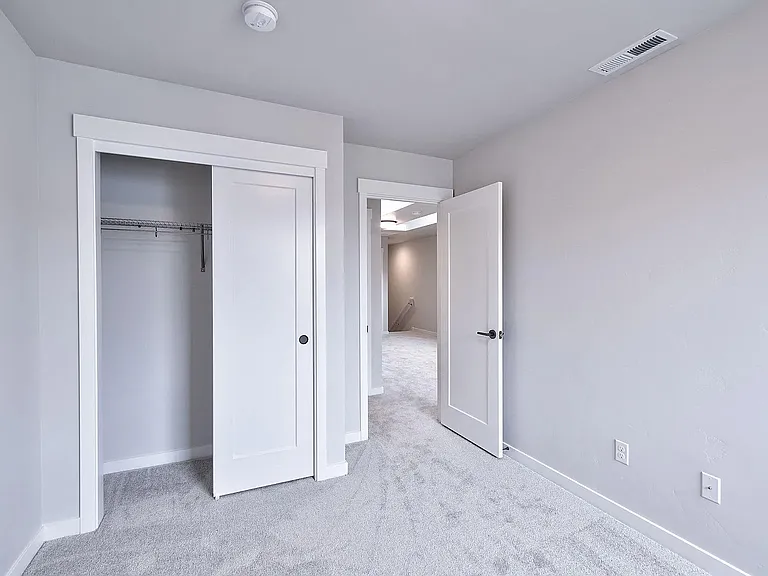 5623 SE 80th Ave — Photo 18