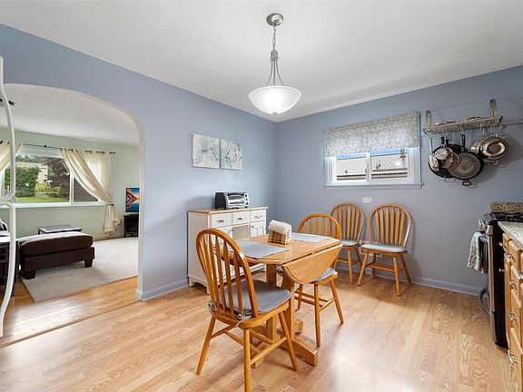 4th image of 3554 Smith Dr