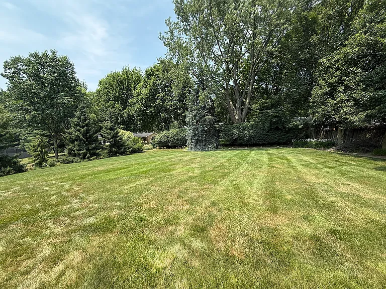 5909 Royal Hill Cir NE — Photo 21