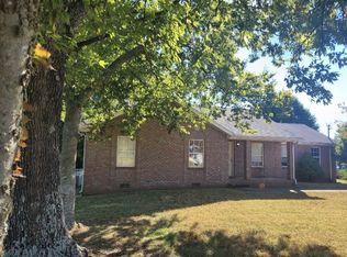 117 Cool Springs Dr, Murfreesboro, TN 37127