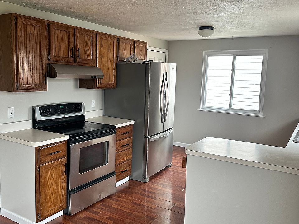 1st image of 71 Fradine Dr #1