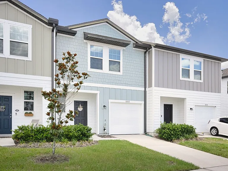 11822 Throttle Pl — Photo 1