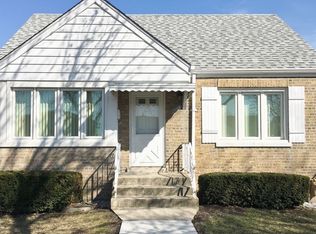6031 S Massasoit Ave, Chicago, IL 60638