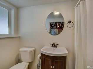 17616 SE Petrovitsky Rd, Renton, WA 98058