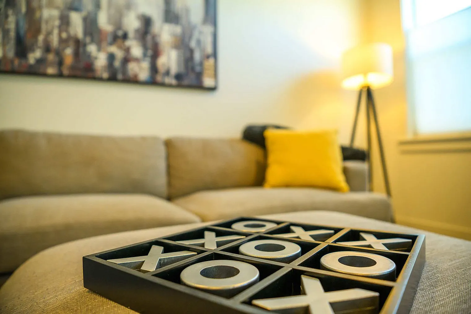 3 bed, 2.0 bath, 1571 sqft, $3,568 — Photo 3