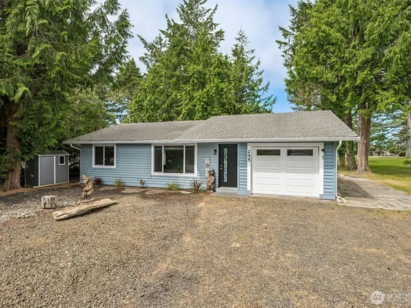 245 Dolphin Avenue NE, Ocean Shores, WA 98569