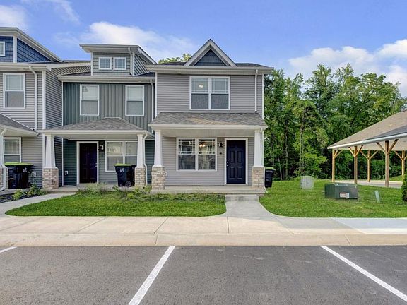 2nd image of 227 Woodland Valley Ln