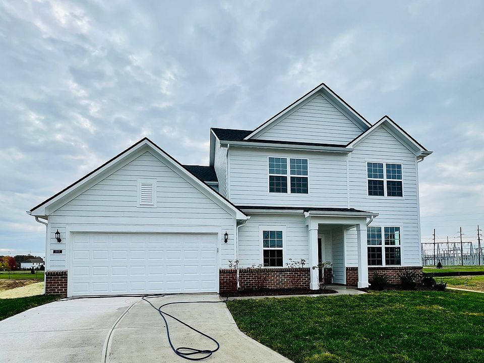 2nd image of 3931 Palmetto Cir