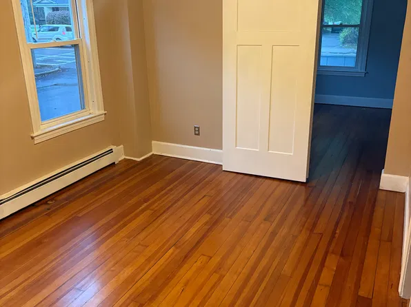 25 Main St #1, Boylston, MA 01505