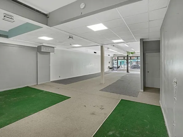 396 Broadway, Bayonne, NJ 07002