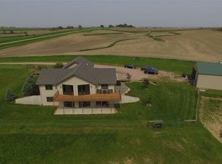1575 420th St, Hawarden, IA 51023