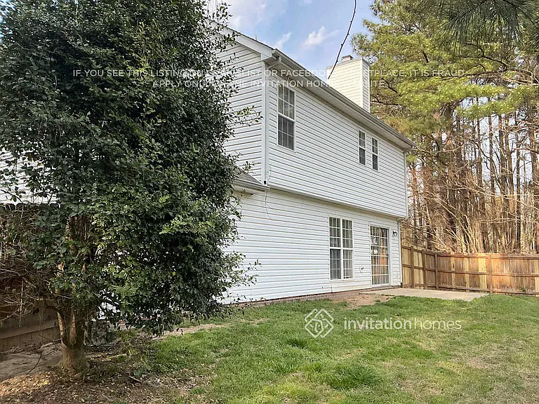 5808 Thistlerock Ln — Photo 10
