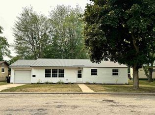 139 N Wood St, Peshtigo, WI 54157