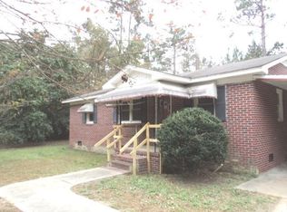 108 Woodland Dr, Harleyville, SC 29448
