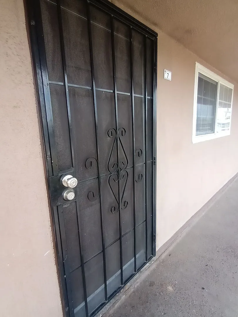 Welcome to SkyView Villa & Somerset Apartments! — Photo 3