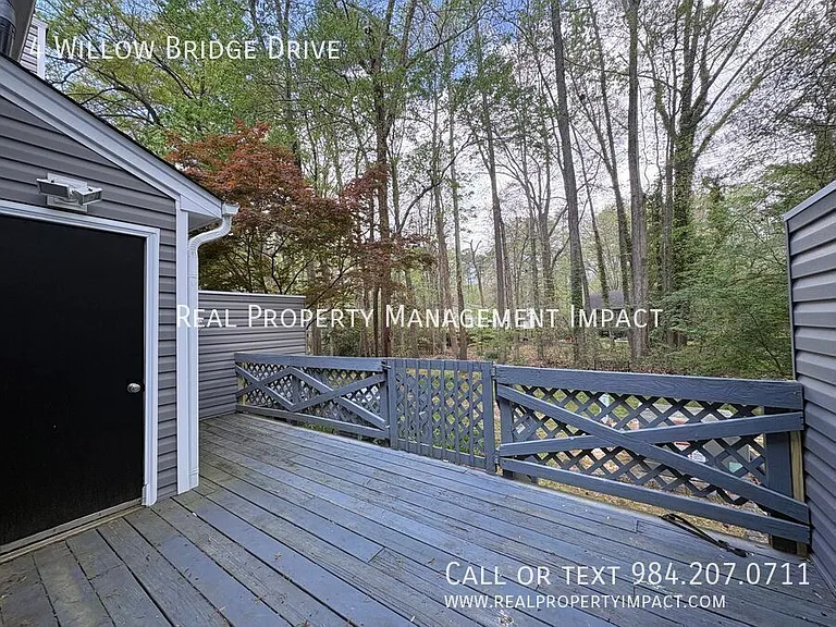4 Willow Bridge Dr — Photo 26
