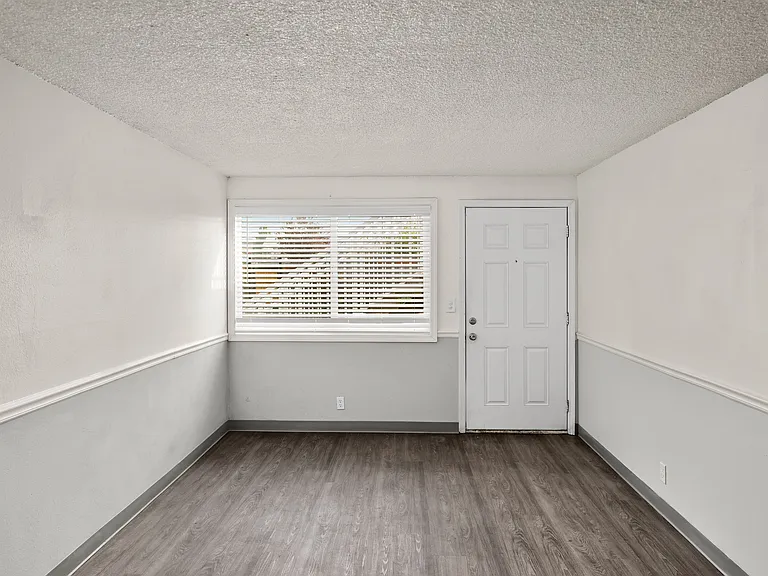 Kings Court-Unit 48 (4)