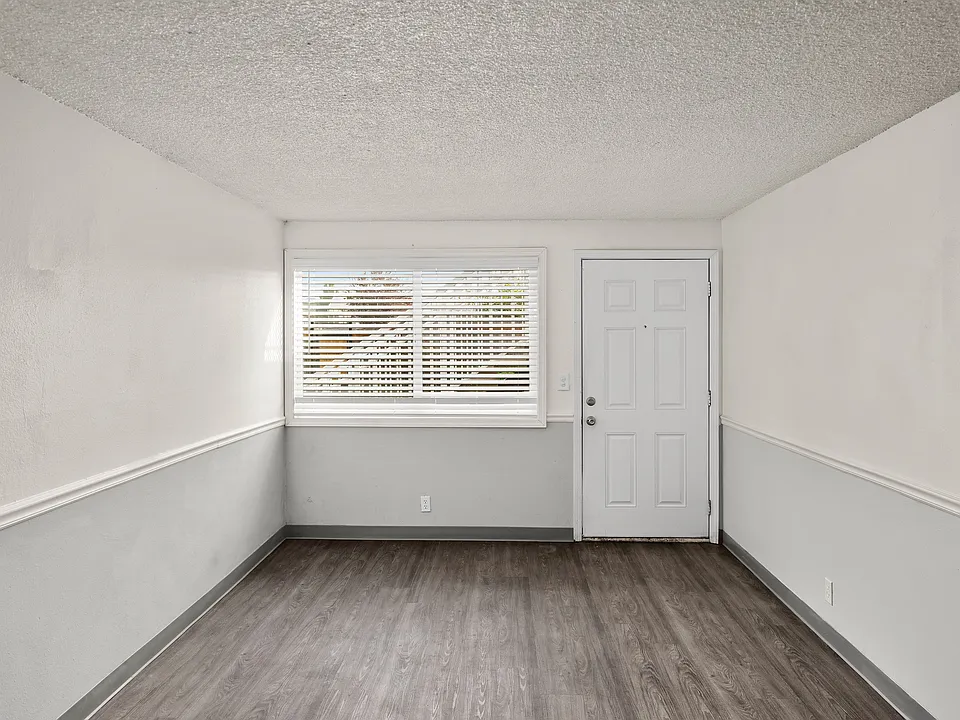 Kings Court-Unit 48 (4)