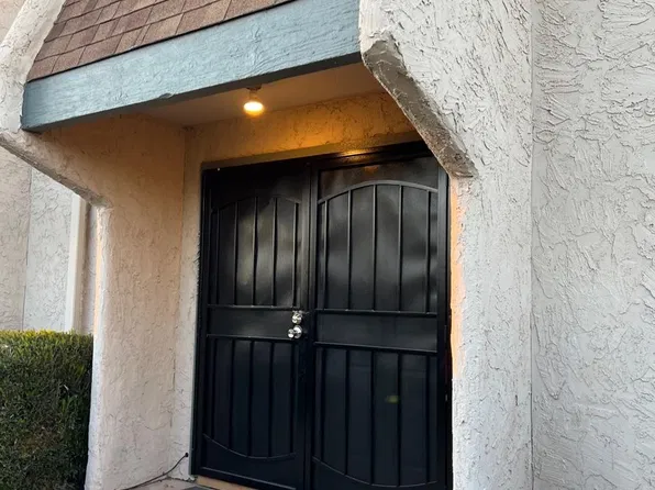 5935 W Golden Ln, Glendale, AZ 85302