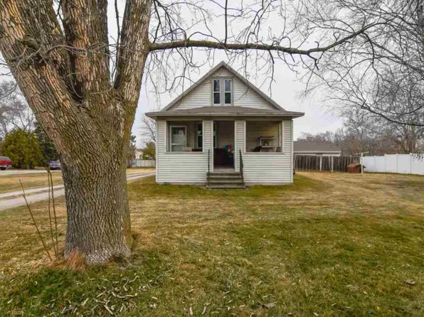 1807 Eastman Ave, Green Bay, WI 54302