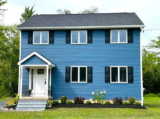 6247 Bartz Rd, Lockport, NY 14094