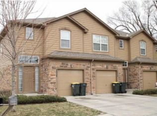9938 W 87th Ter, Overland Park, KS 66212