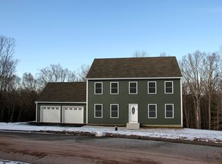 12 Winterbrooke Rd, Moodus, CT 06469