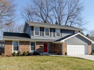 604 Dawes St, Libertyville, IL