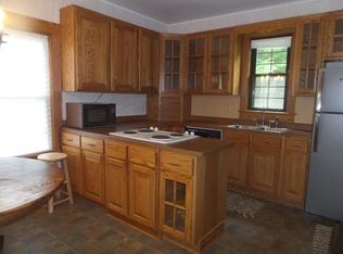 2296 S Neshannock Rd, Hermitage, PA 16148