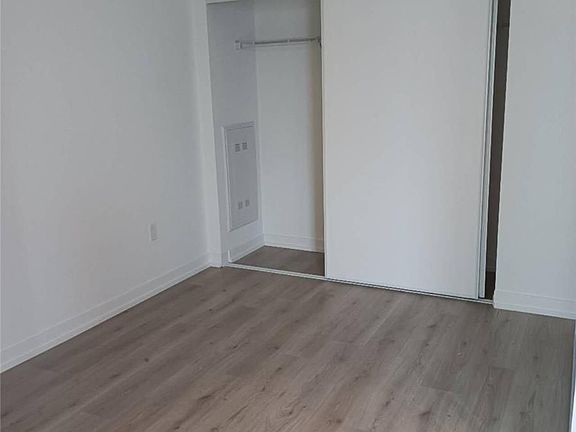 3rd image of 395 Bloor St E #4011