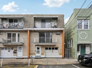 6107A Palisade Ave, West New York, NJ