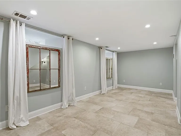 927 Park Ave SE — Photo 31