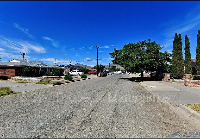 5613 Creston Ave — Photo 43