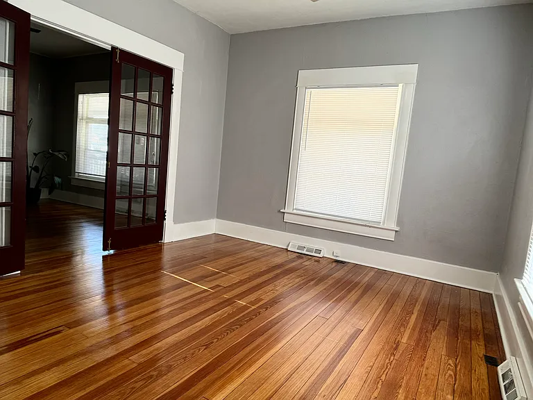 253 N Pennsylvania Ave — Photo 13