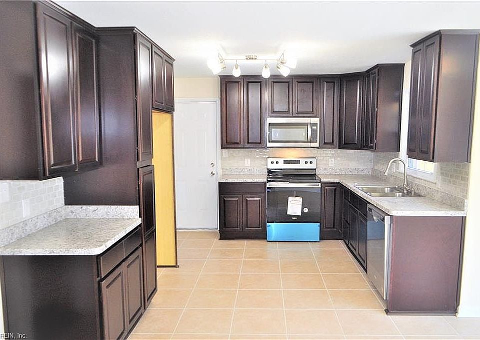 1st image of 4005 Merrifields Blvd