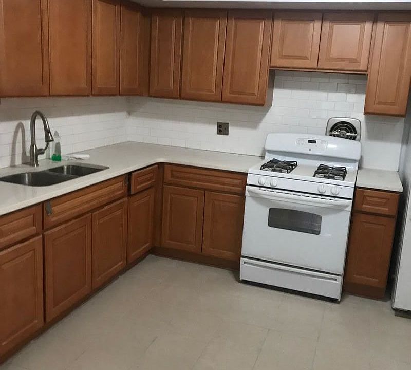 1st image of 25-27 Crescent St #1