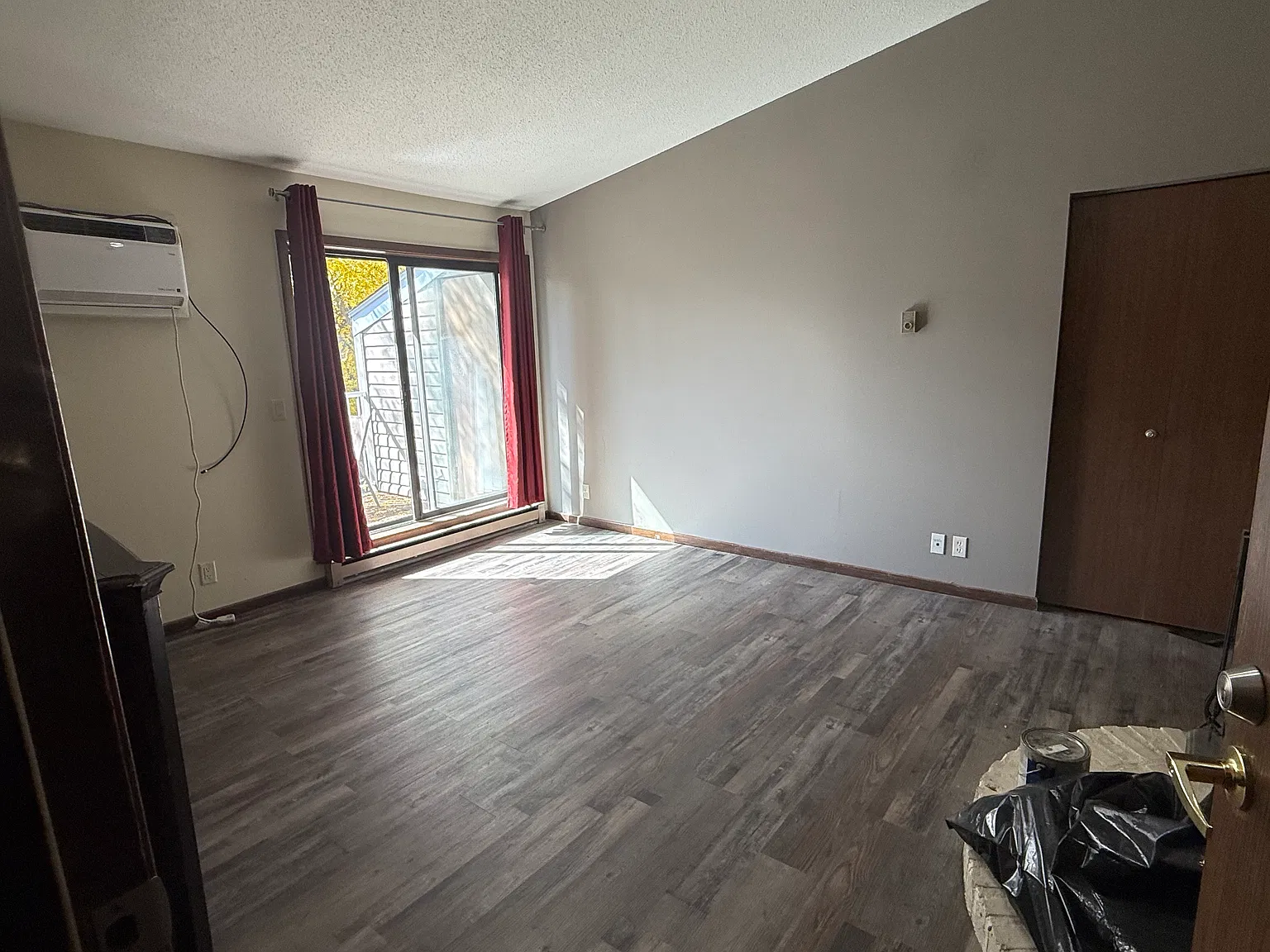 1 Bed/1 Bath Condo in St. Louis Park — Photo 2