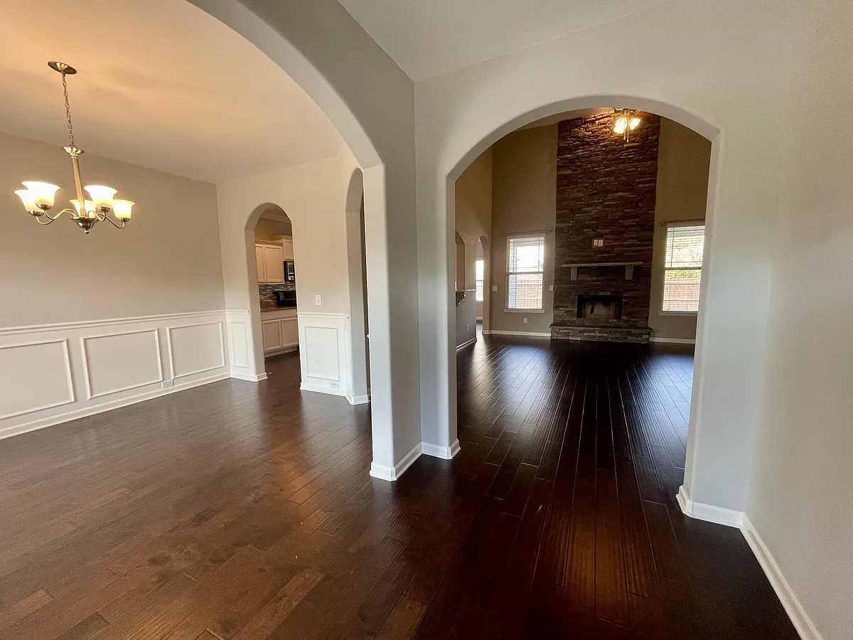 Building Photo - 7409 Holly Leaf Way