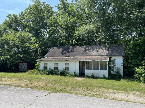 107 E Murray Street, Ash Grove, MO 65604