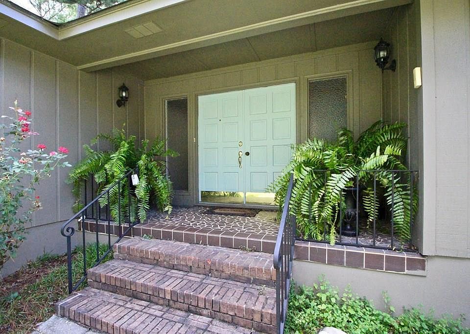1st image of 2007 Pinecliff Dr