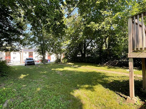 5th image of 910 N 9th St #4