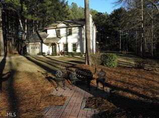 577 Lassetter Rd, Sharpsburg, GA 30277