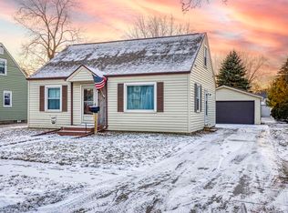 121 S Lee St, Appleton, WI 54915