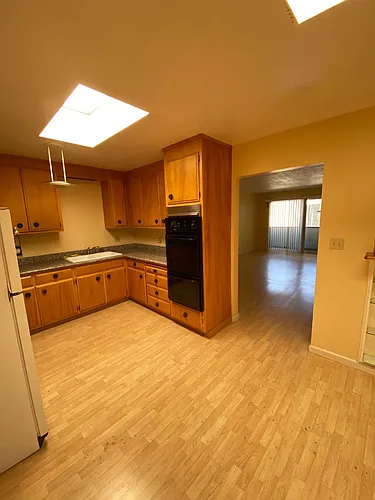 407 Cornell Ave #12 Photo 1